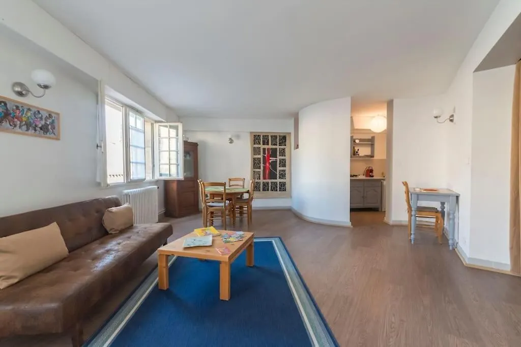 公寓 Appartement De Charme - Hypercentre - Wifi Gratuit 亞維農